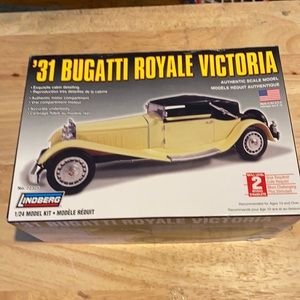 *New* 31 Bugatti Royale Victoria model car